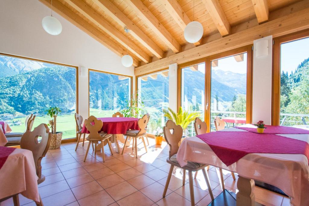 Hotel Cuntera Curaglia Exteriör bild